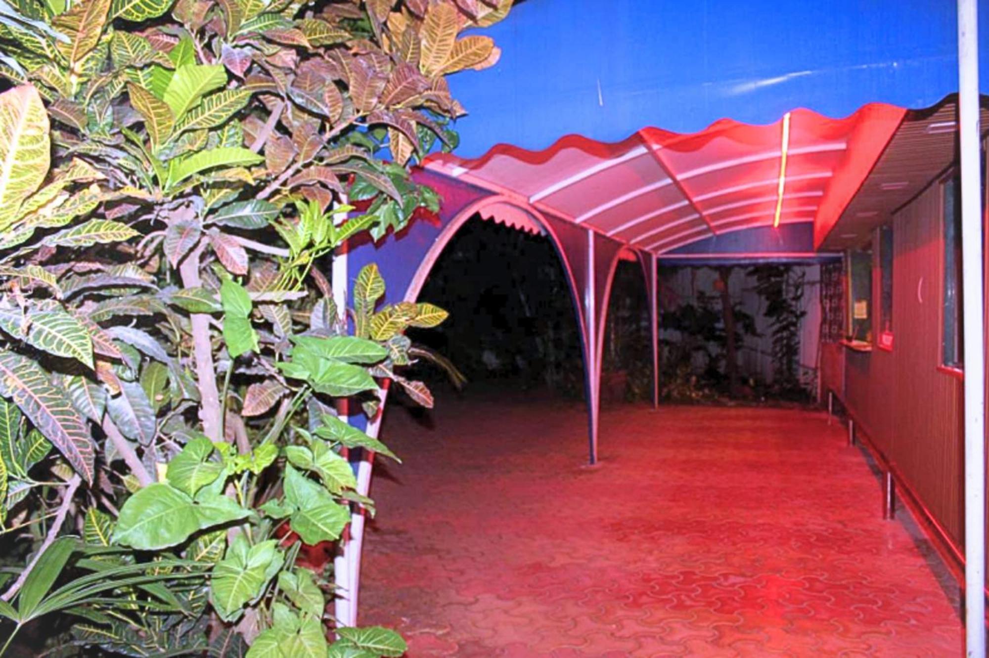 Spring Resort & Lodging - Mumbai, Mumbai
